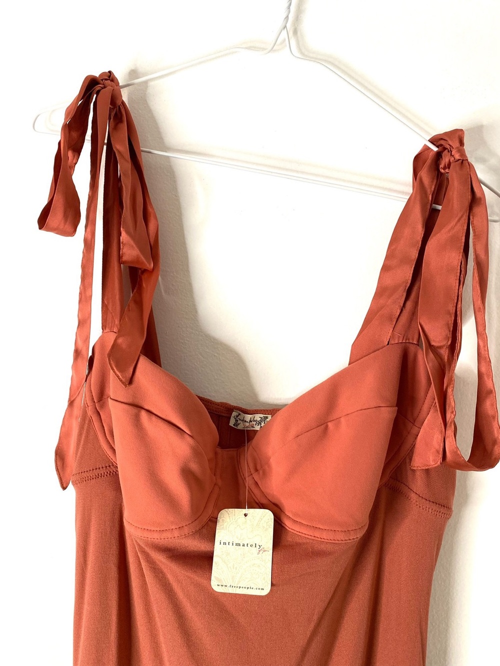 Free People Got Glam Mesh Slip Dress Orange Adjustable Tie Straps NWT - Picture 3 of 10